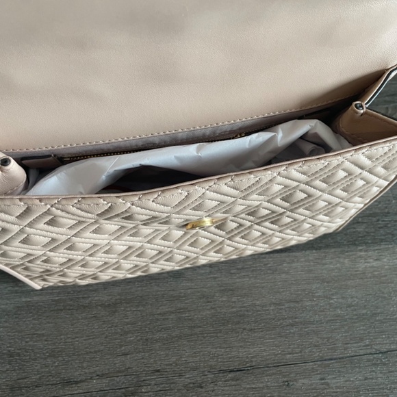 Fleming Quilted Lambskin Leather Convertible Shoulder Bag - Picture 5 of 6